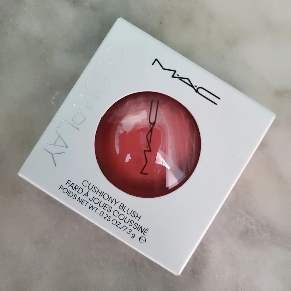 MAC Cosmetics Glow Play Bouncy Blush - Just Peachy - Bright Peachy Pink Coral
